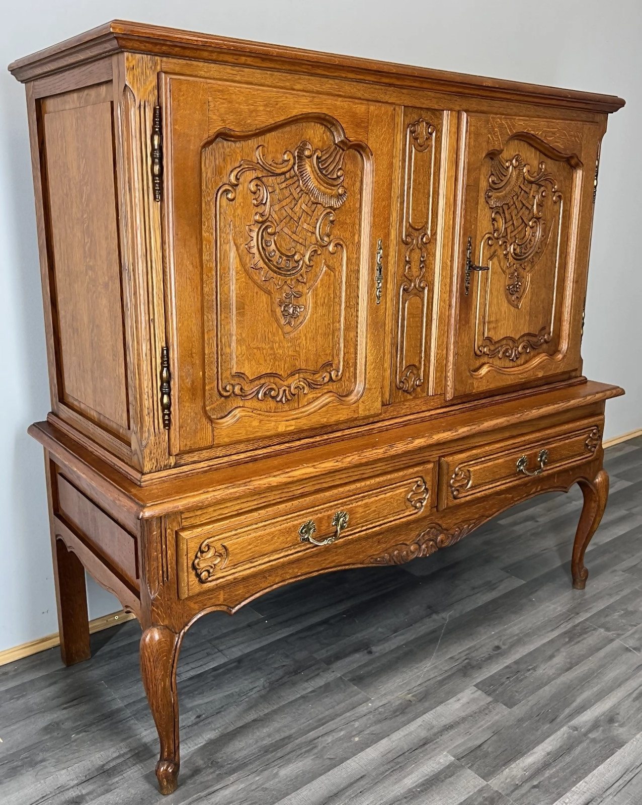 Cabinet Vintage French Louis XVI Oak Carved Sideboard with Drawers LOT 4015