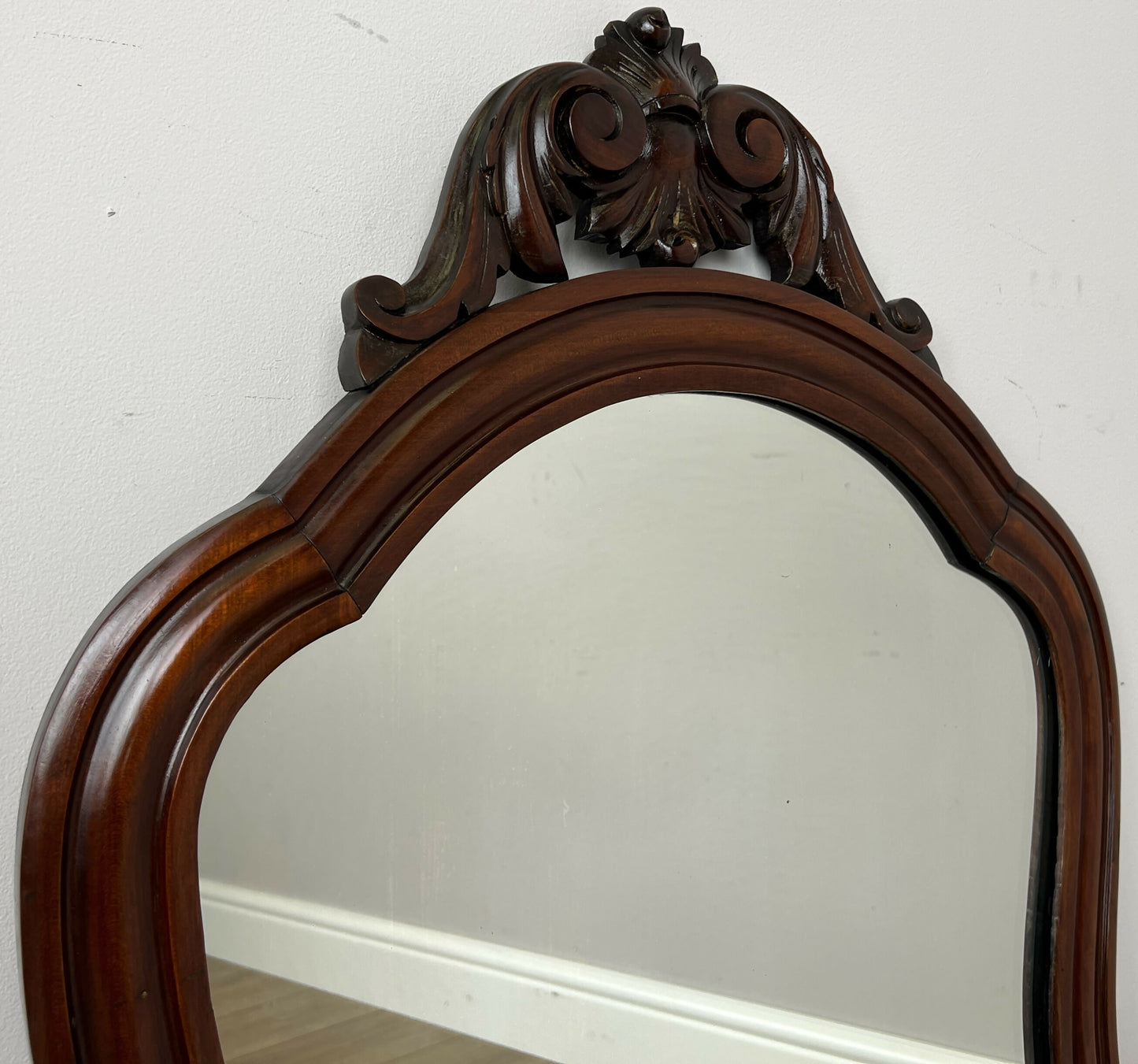 Mirror Antique French Style Walnut Carved Decorative Frame Wall Mirror LOT 6340
