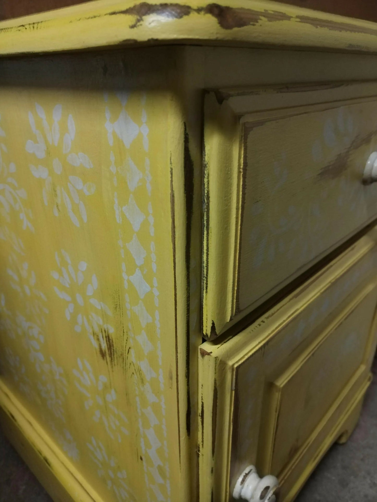 Châteaucore drawers - painted bedside cabinet - cool office furniture - country bedroom cabinet cool bedroom decor - bone inlay furniture lu
