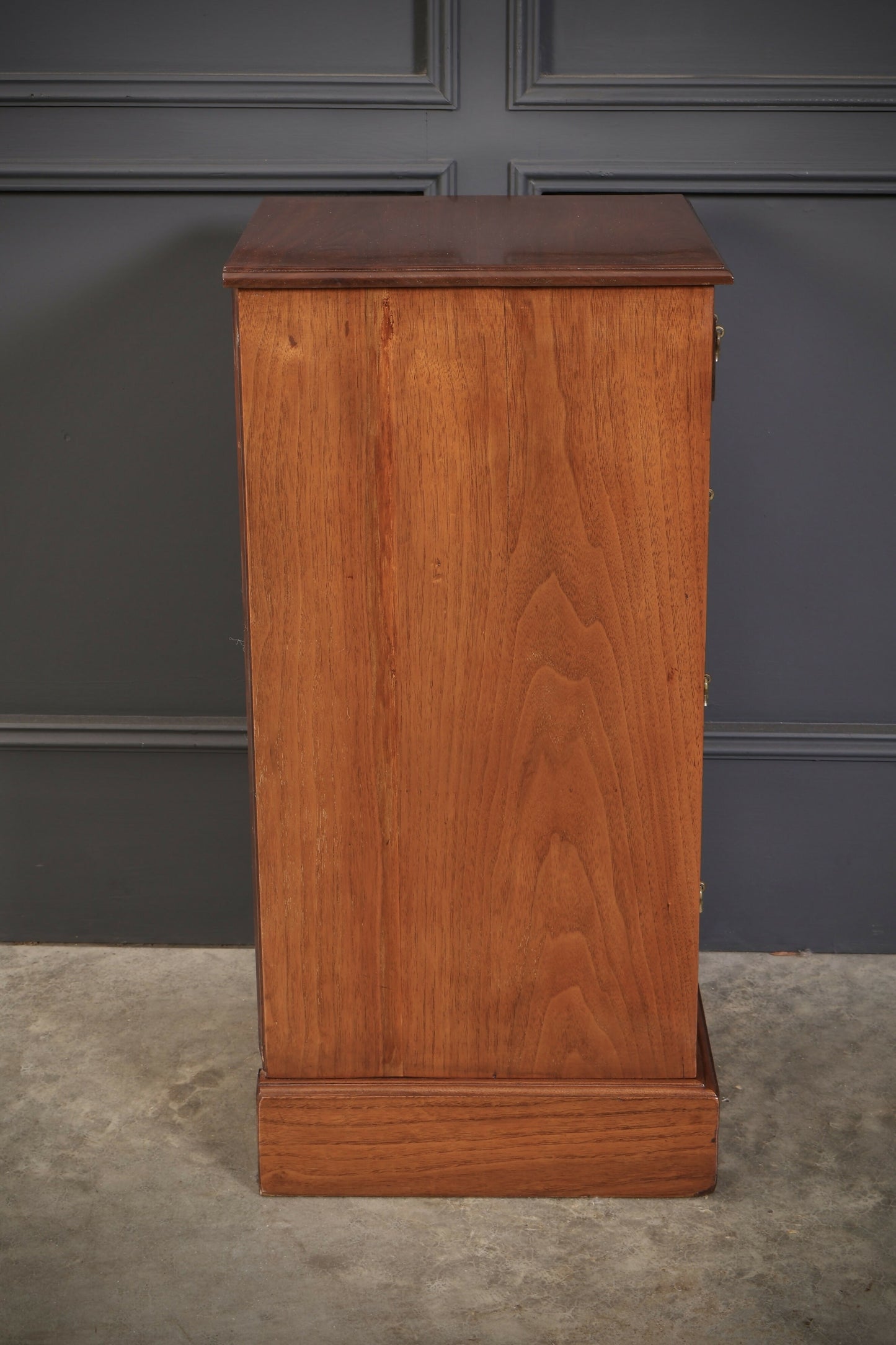 Pair Of Late Victorian Walnut Vintage Bedside Night Stands