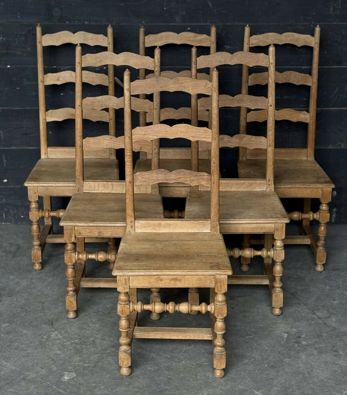 Set 6 Oak Farmhouse Dining Table