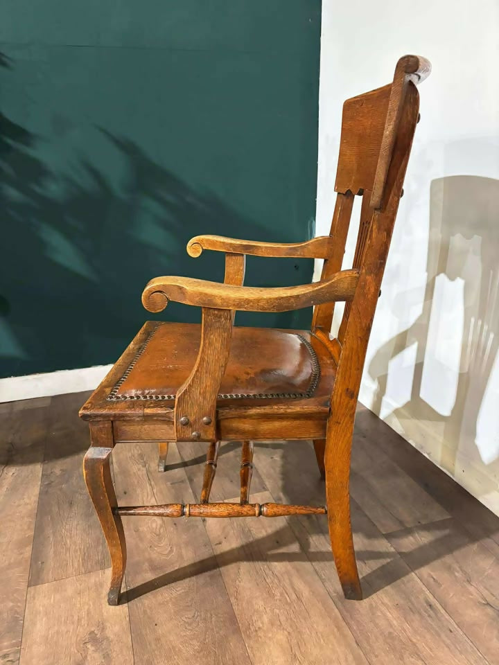 Vintage Oak Office Armchair – Golden Finishv