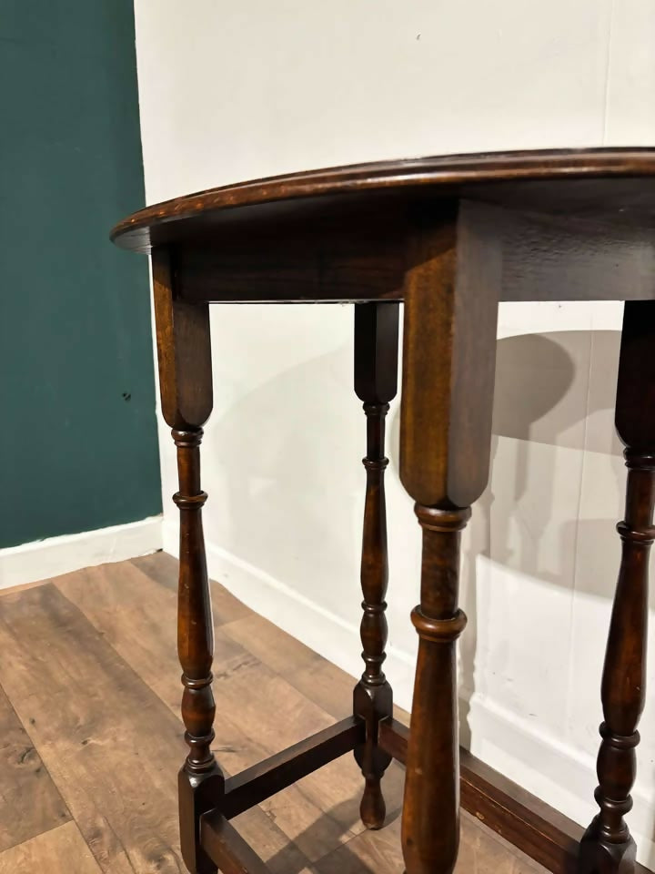 Vintage Oak Window Table7