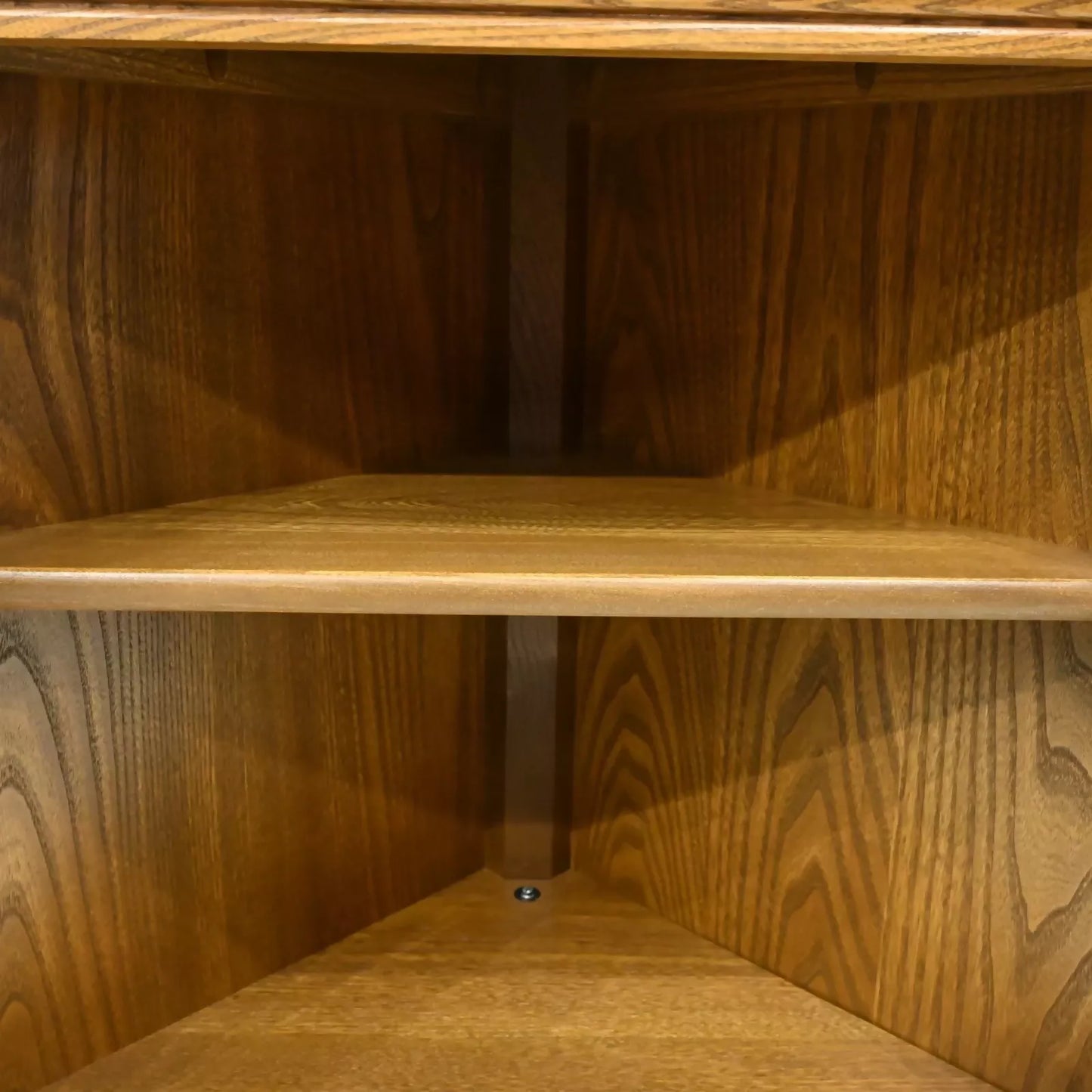 Ercol Corner Unit with Cupboard and Shelves Golden Dawn Mural FREE UK Delivery. SBR11039/1310E