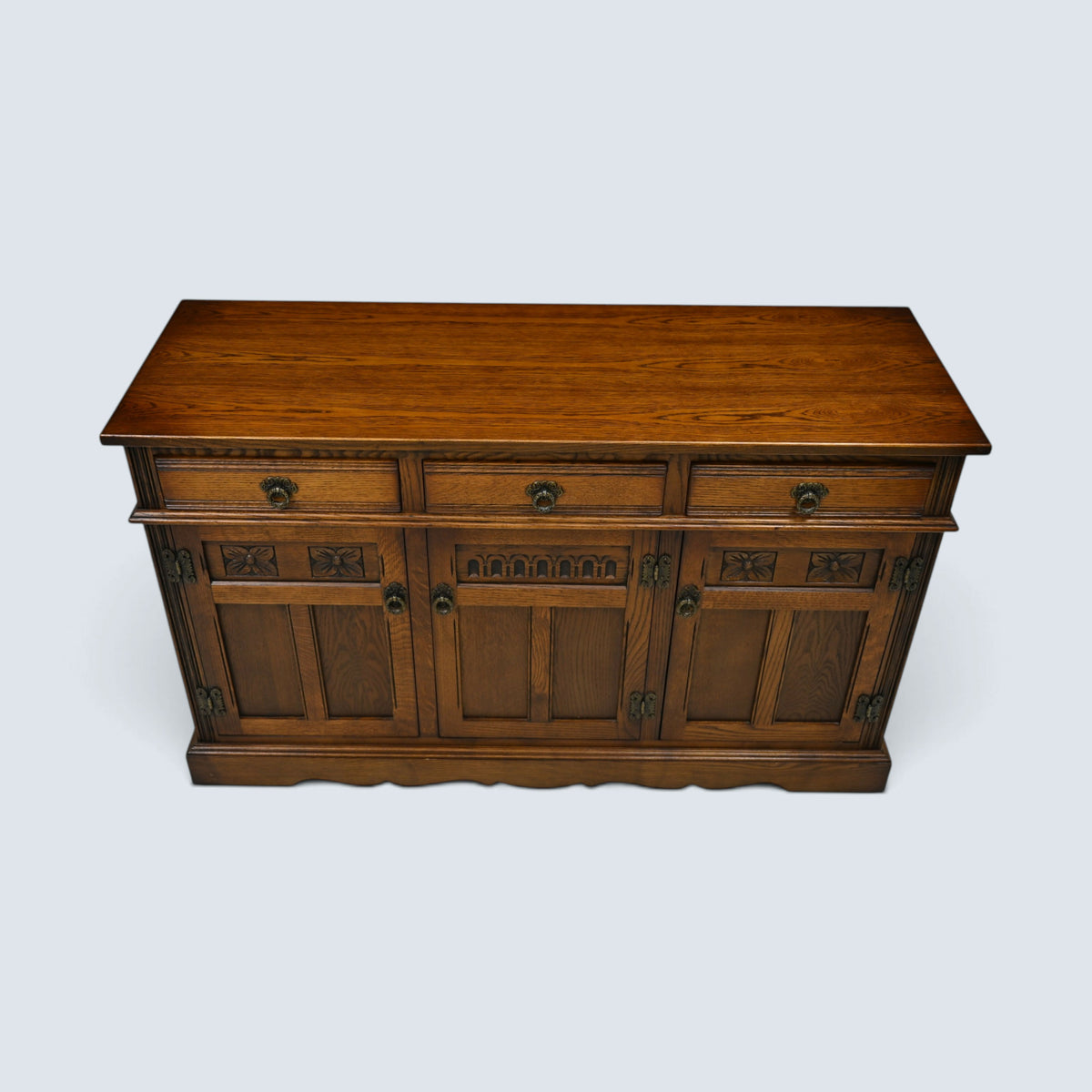 Old Charm Lancaster Sideboard Light Oak Finish Model 2145 FREE UK Delivery*