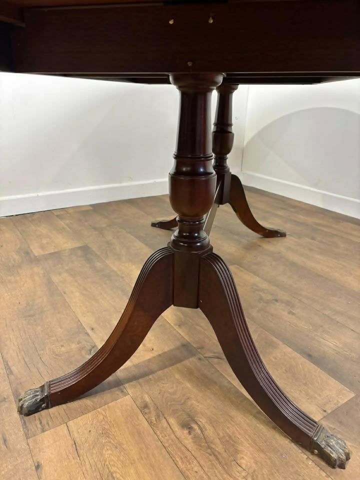 Vintage Mahogany Beresford & Hicks Extending Dining Table