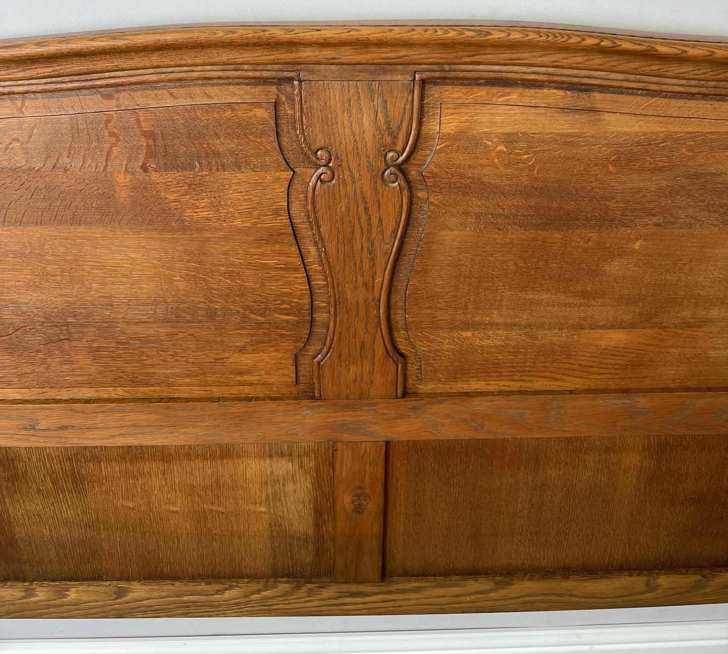 Bed Vintage French Louis XVI Oak Double Bed Frame Carved Headboard LOT 6382