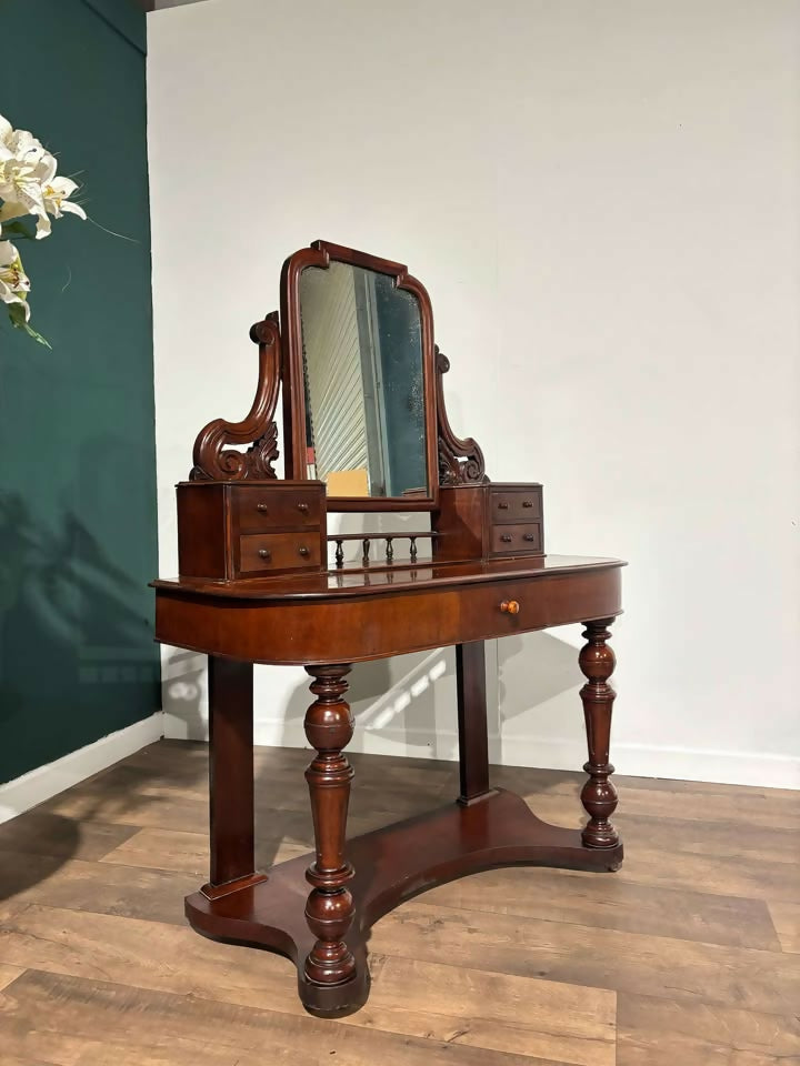 Victorian Mahogany Duchess Dressing Table9