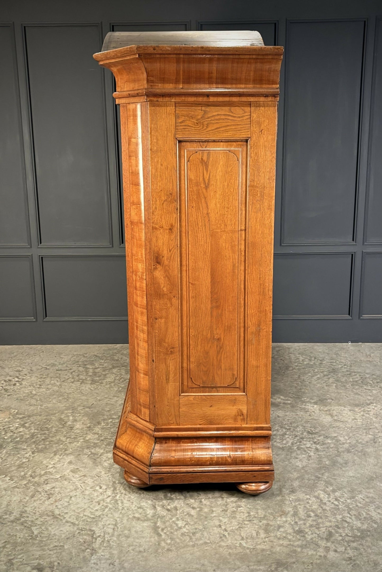 Large Continental Oak & Walnut Art Deco Wardrobe
