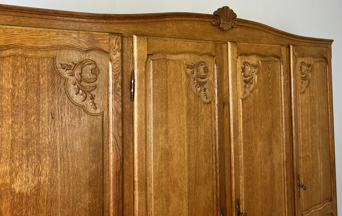 Wardrobe Vintage French Louis XVI Style Oak Four Door Carved Armoire LOT 6533