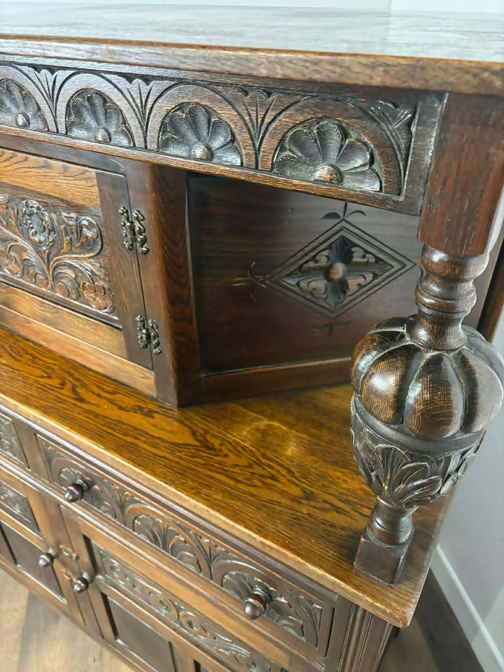 Vintage Old Charm Style Oak Court Cupboard