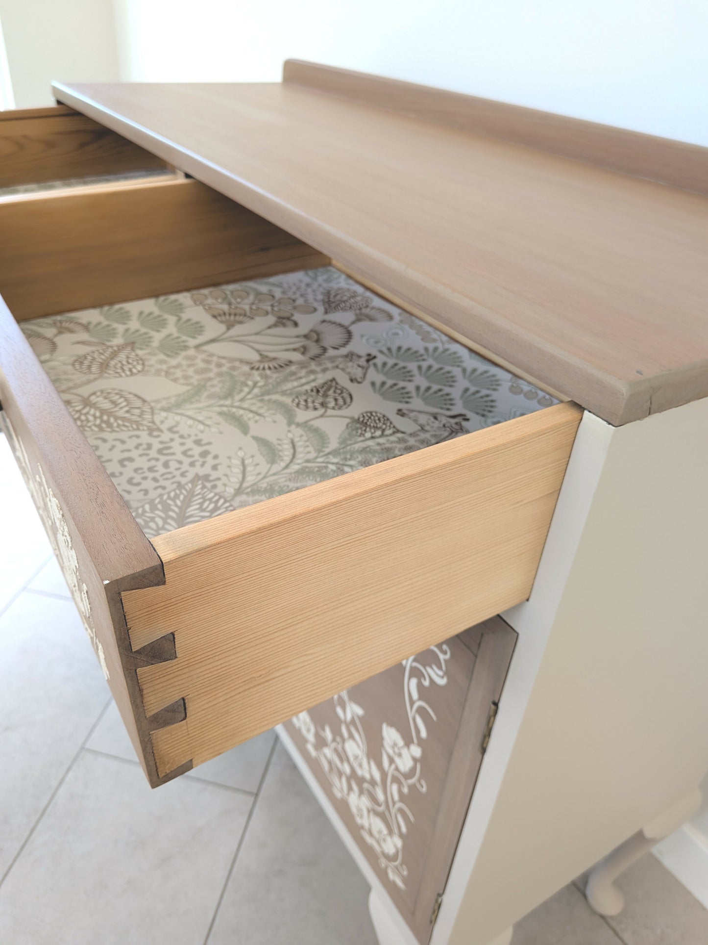 Elegant Vintage Taupe Cabinet Sideboard with Queen Anne Legs