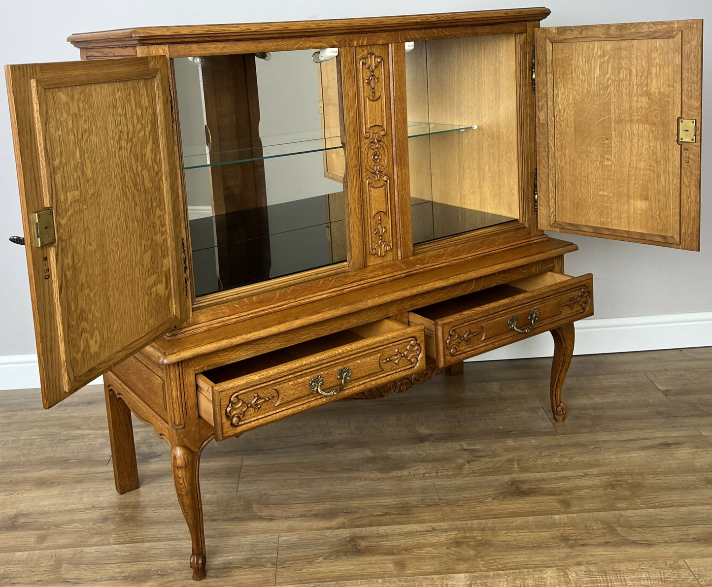 Cabinet Vintage French Louis XVI Oak Display Buffet Carved Sideboard LOT 6316