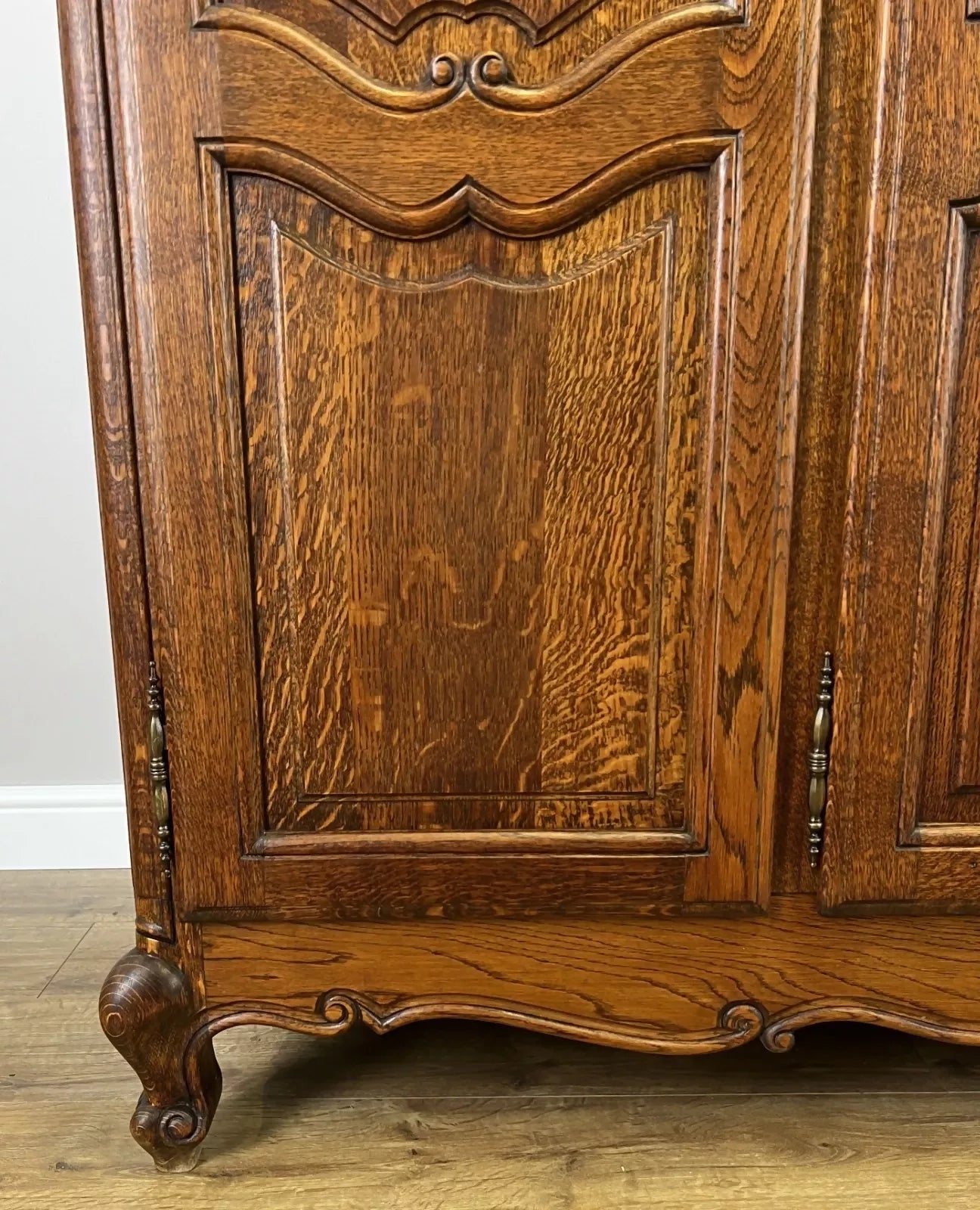 Wardrobe Vintage French Louis XVI Style Oak Four Door Carved Armoire LOT 4827
