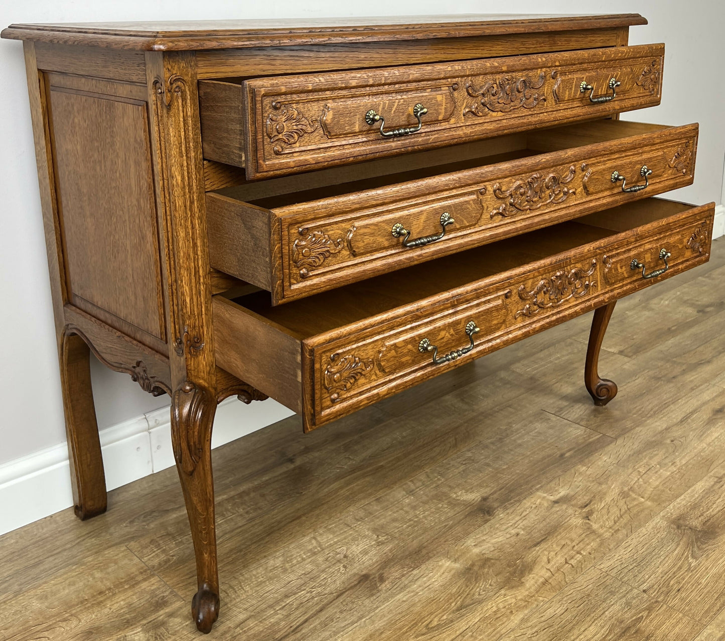 Chest of Drawers Vintage French Louis Oak 3 Drawers Carved Cabinet LOT 6260