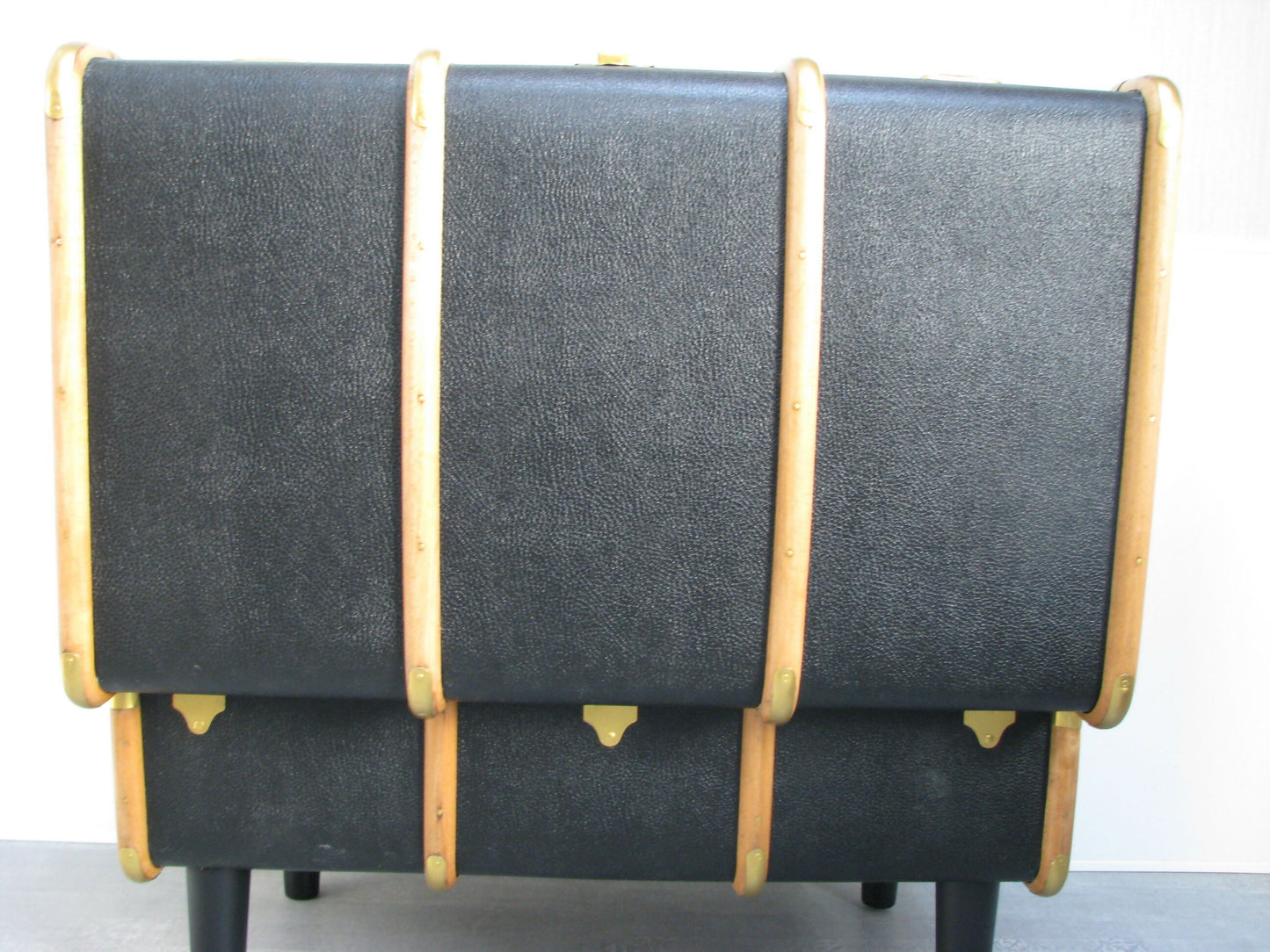 Vintage Trunk Chair - Eversley