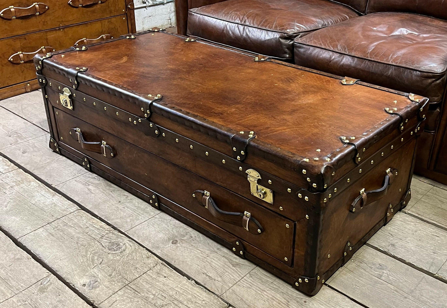 Vintage Coffee Table Storage Trunk, Luxury Home Interiors.