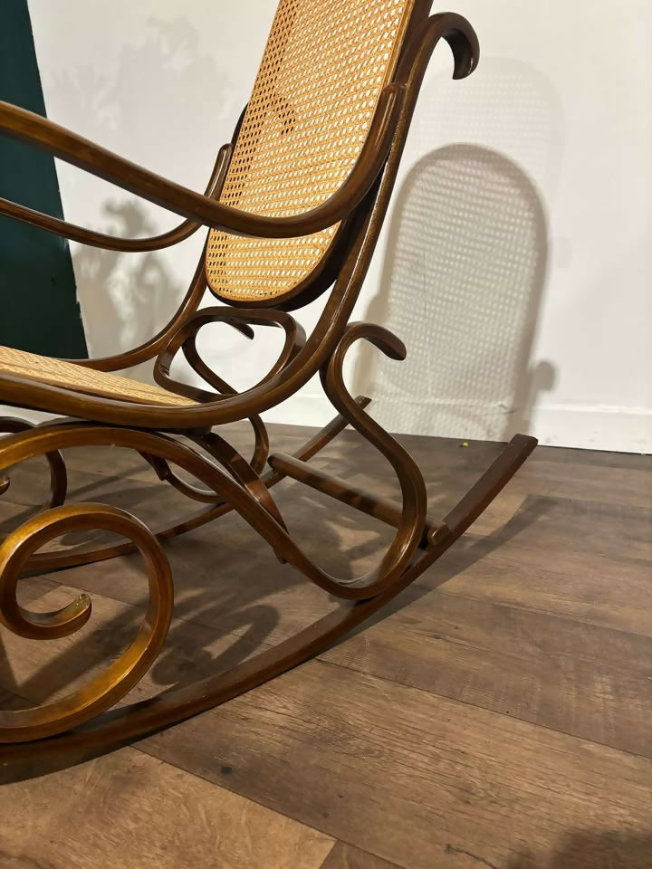Reproduction Bentwood Style Rocking Chairx