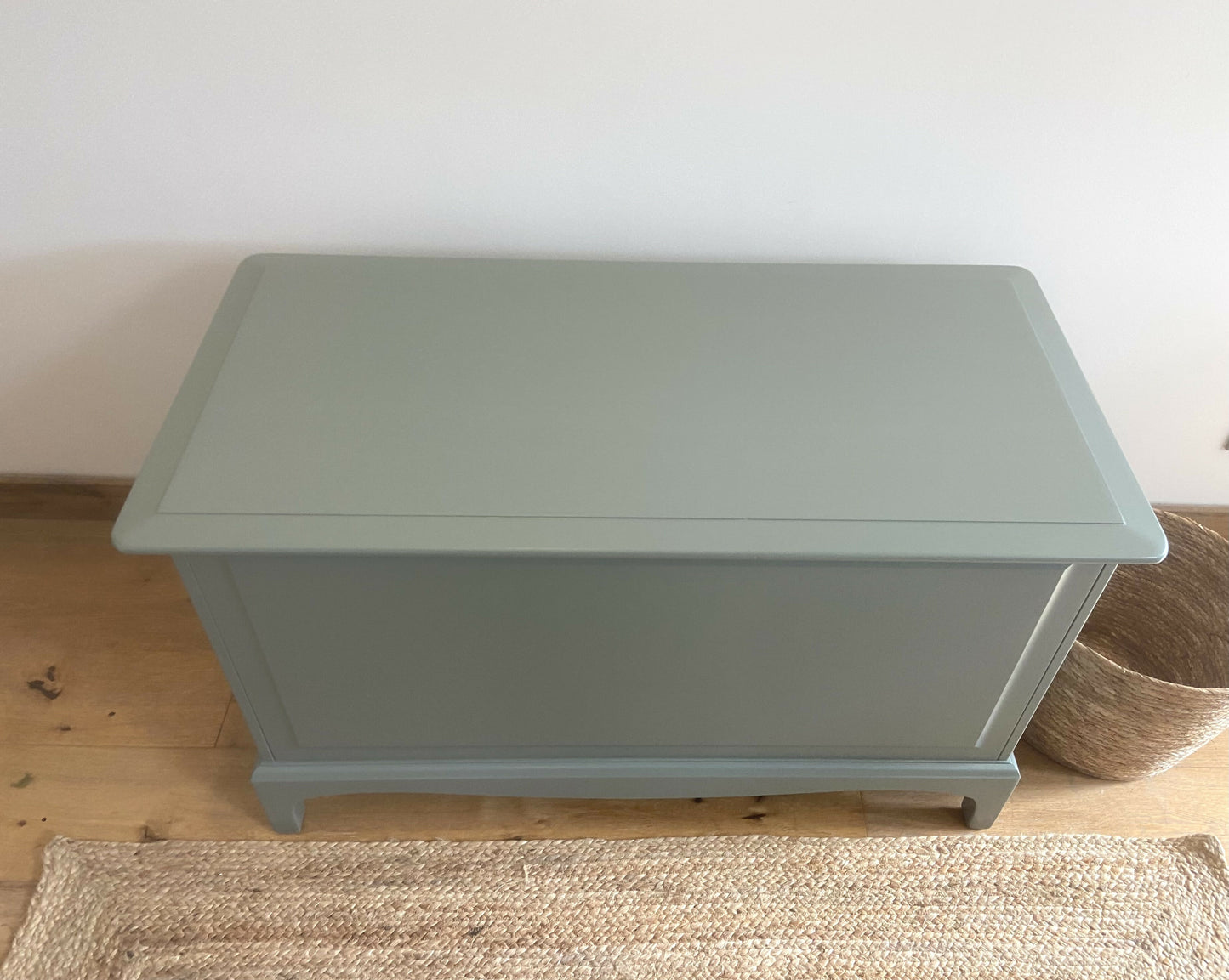 Stag green blanket box