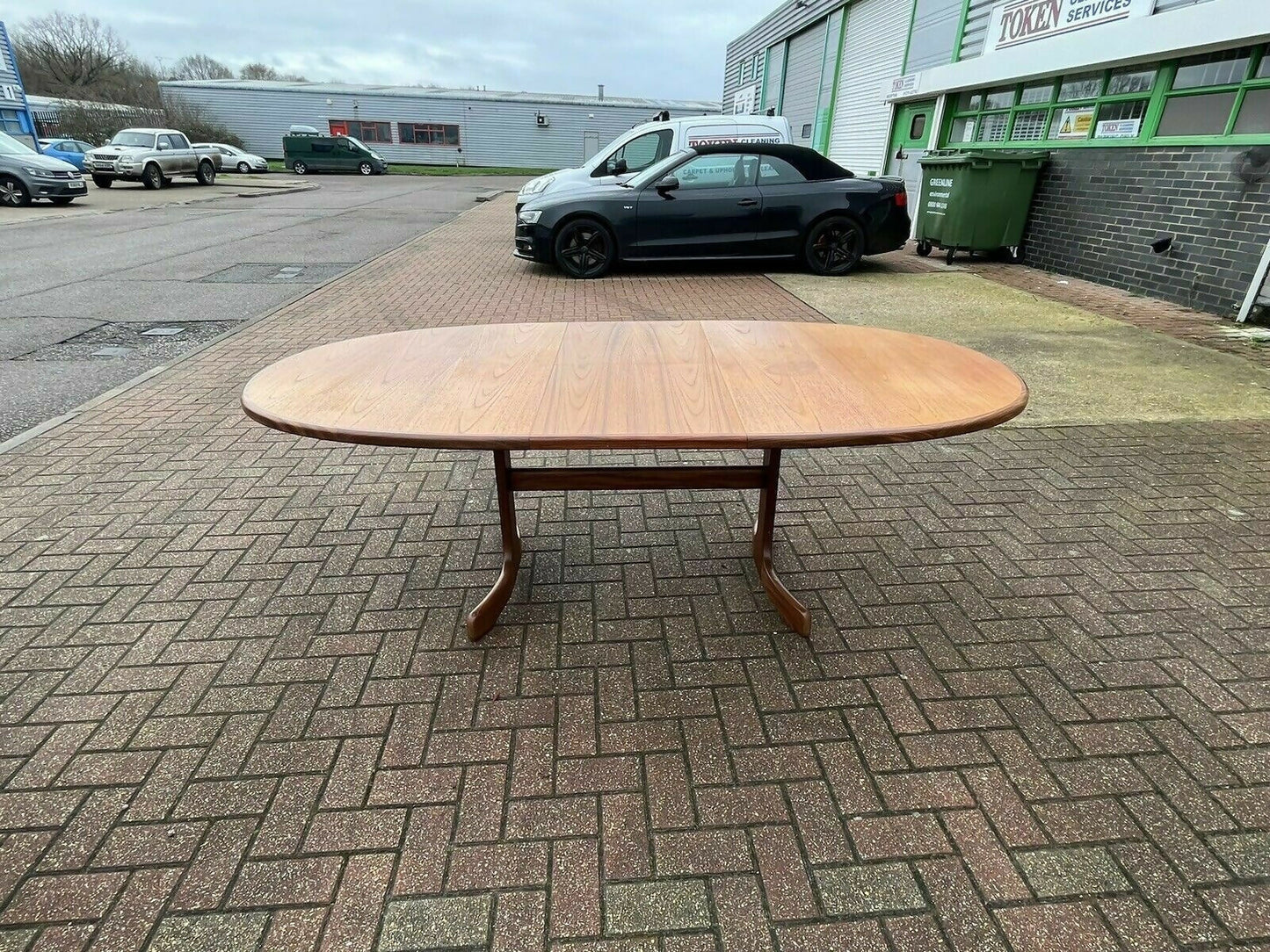 Mid Century G Plan Extending Dining Table & Chairs