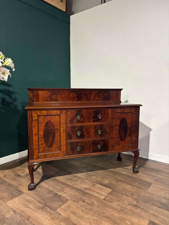 Vintage Mahogany Sideboard0