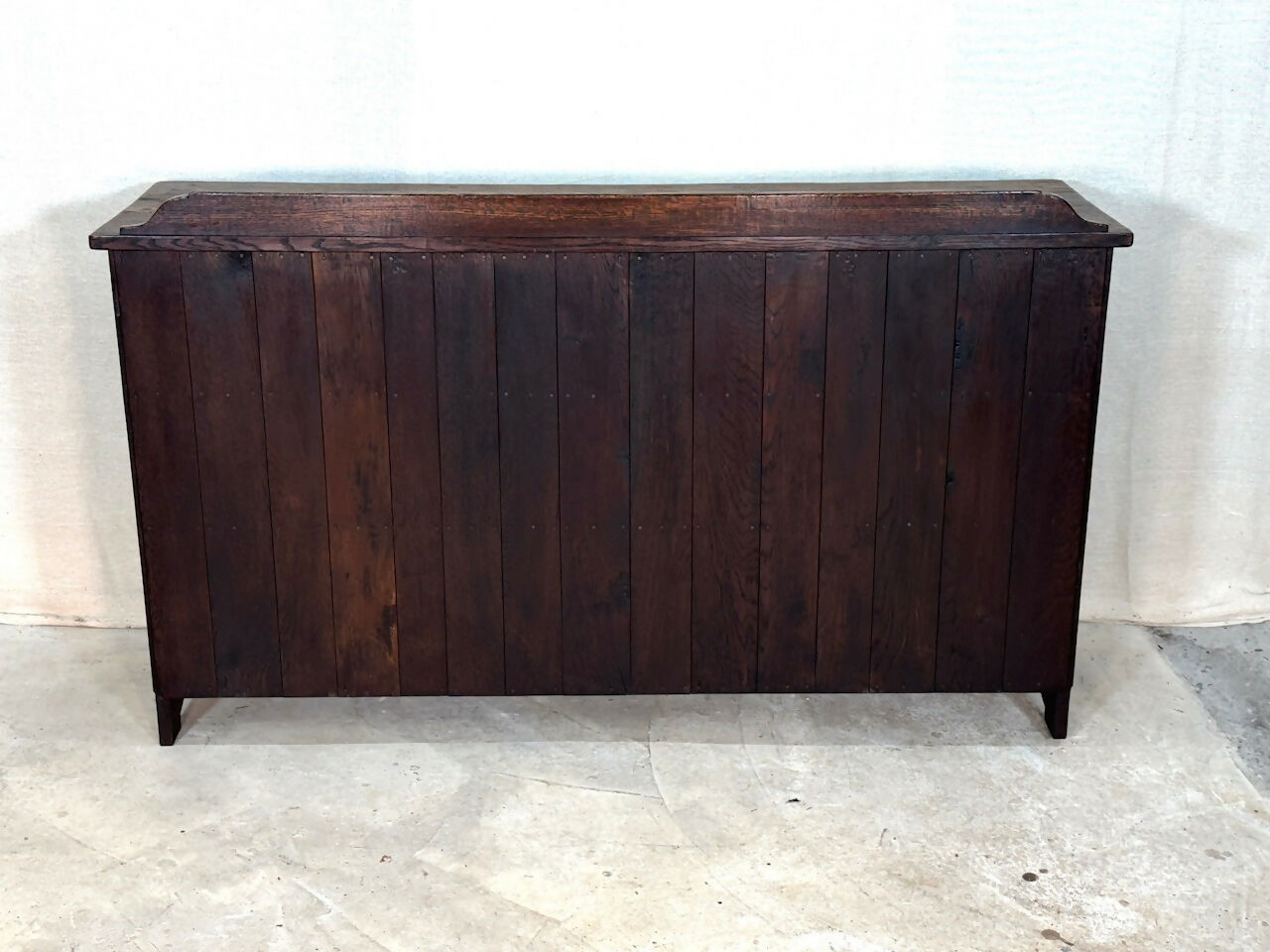 A NIGEL RUPERT GRIFFITHS MONASTIC CARVED OAK DRESSER BASE / SIDEBOARD / CABINET / CUPBOARD.