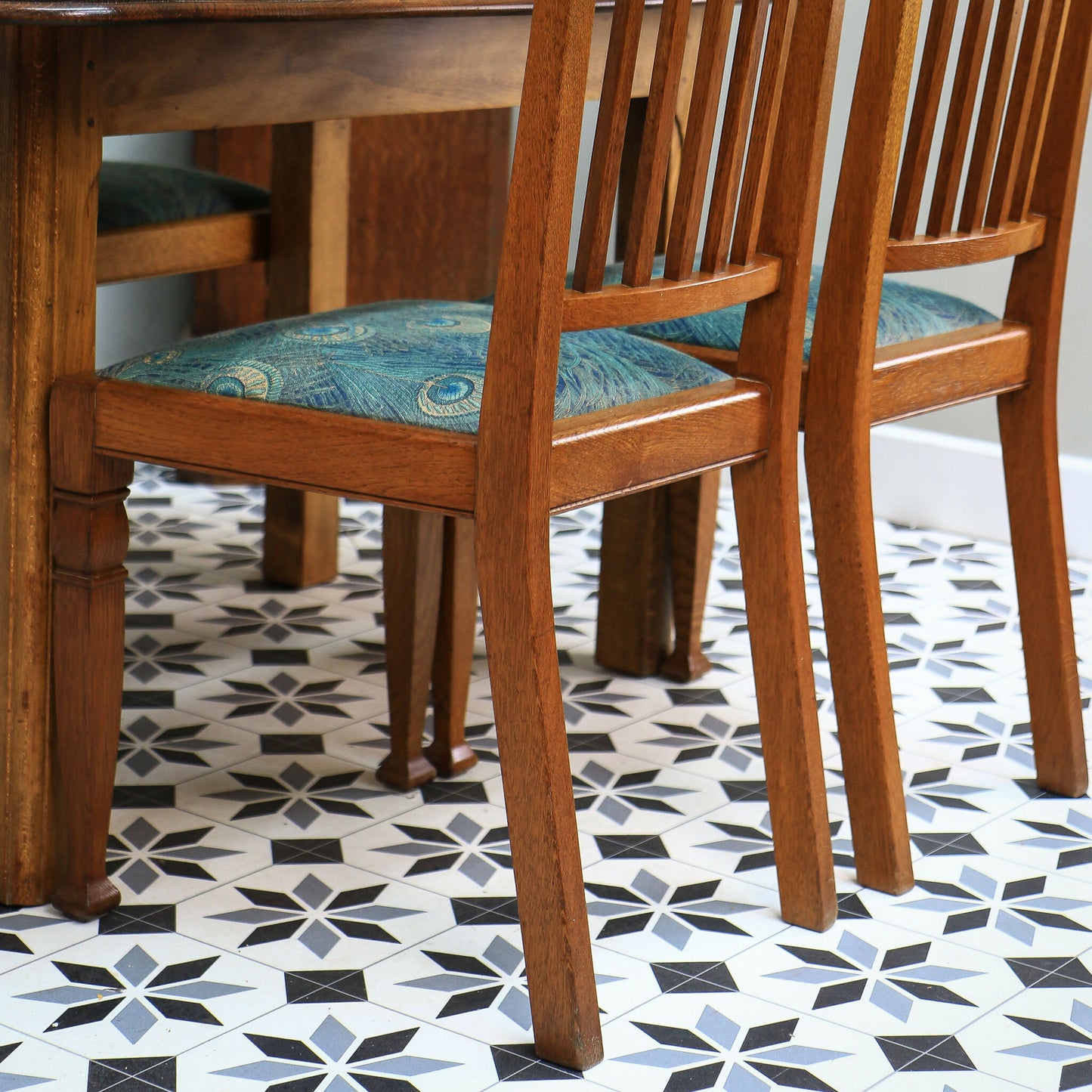 Arts and Crafts Dining Table and Liberty Chairs in Solid Oak with Liberty Fabric