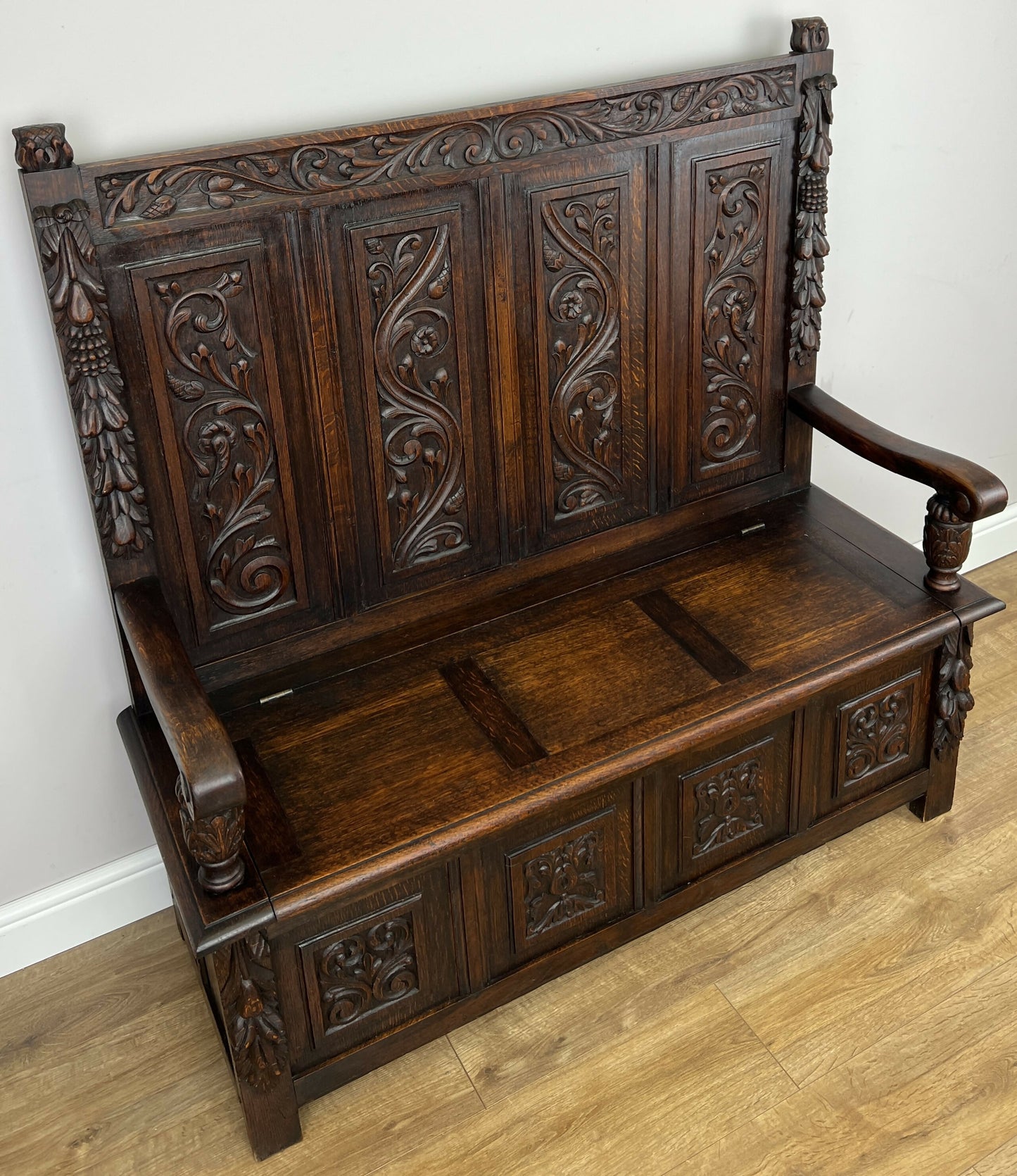 Monks Bench Antique French Style Oak Storage Hall Seat Coffee Bench LOT 6298