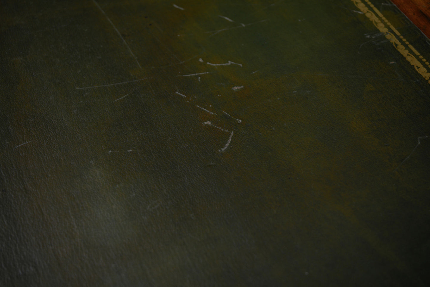 Victorian Mahogany Writing Desk - Kneehole Desk with Green Leather