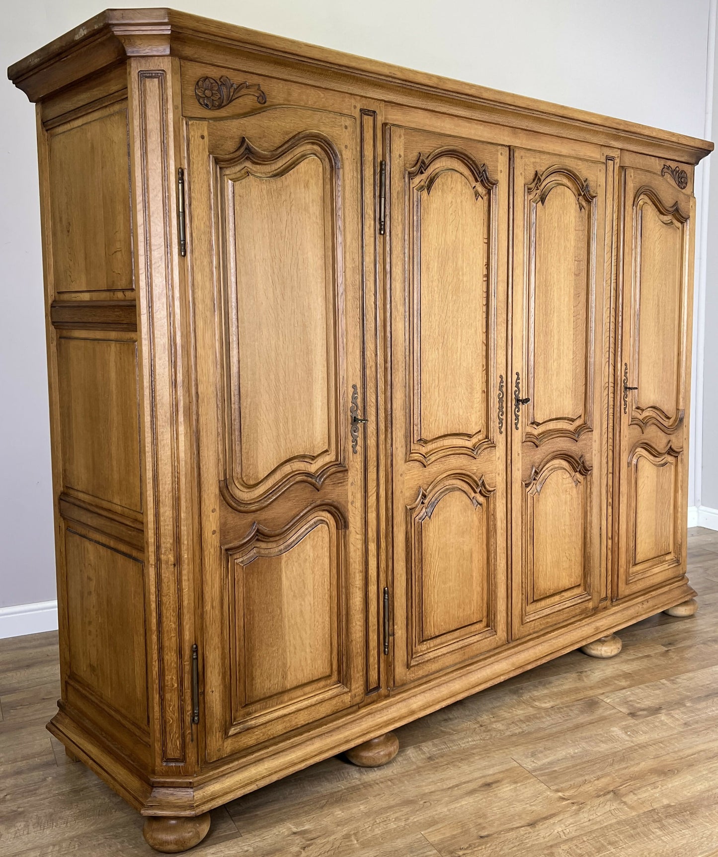 Wardrobe Vintage French Style Oak Four Door Carved Armoire Cabinet LOT 6116