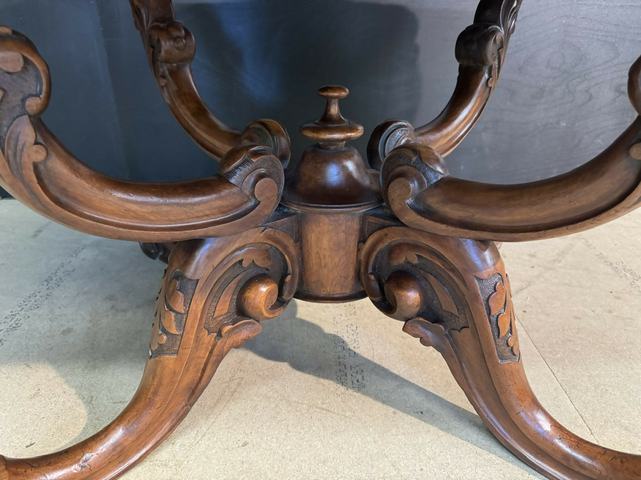 Fine Burr Walnut Centre Table
