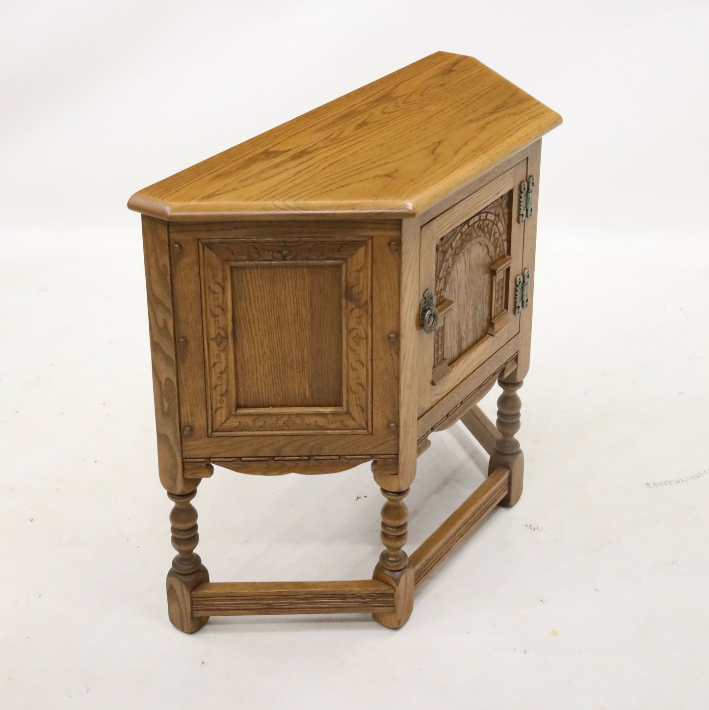 Old Charm Canted Table Sideboard Carved Door Perfect Hall Table FREE UK Delivery. SBR9176/3005D