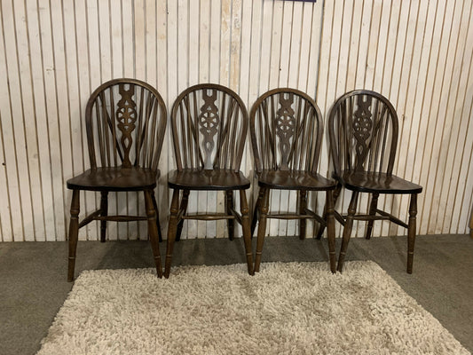 Set of 4 Vintage Wheel Back Dining Chairs – Solid Wood – Carved Backrest