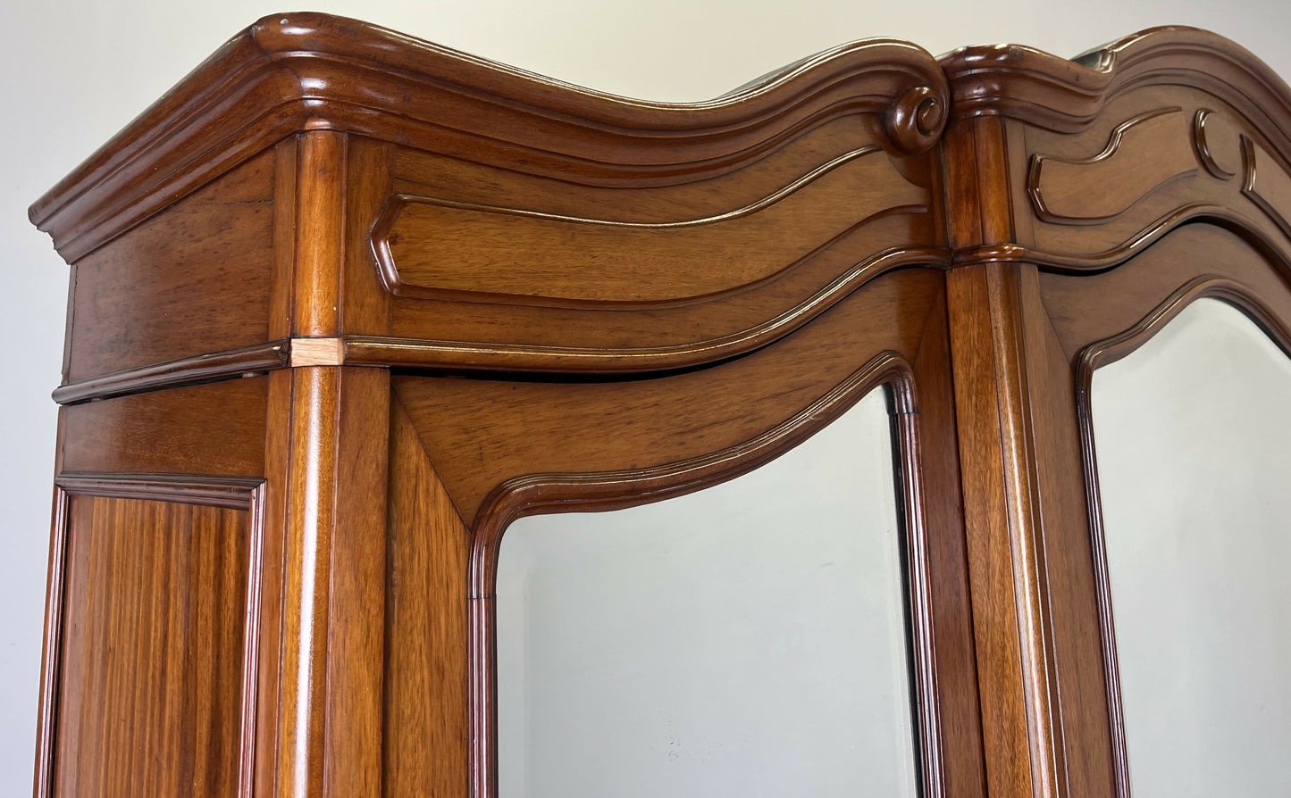 Wardrobe Antique French Mahogany Three Door Mirrored Carved Armoire LOT 6127