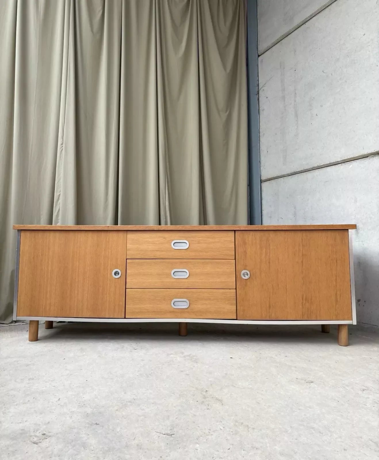 Vintage Late Mid Century 90s Sideboard Modernist Media Cabinet Unit Lp Storage R1122