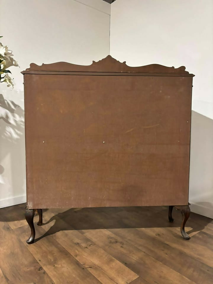 Edwardian Mahogany Serpentine Form Display Cabinet