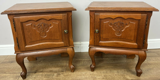 Pair of Bedside Tables Vintage French Louis Oak Nightstands Cabinets LOT 6219