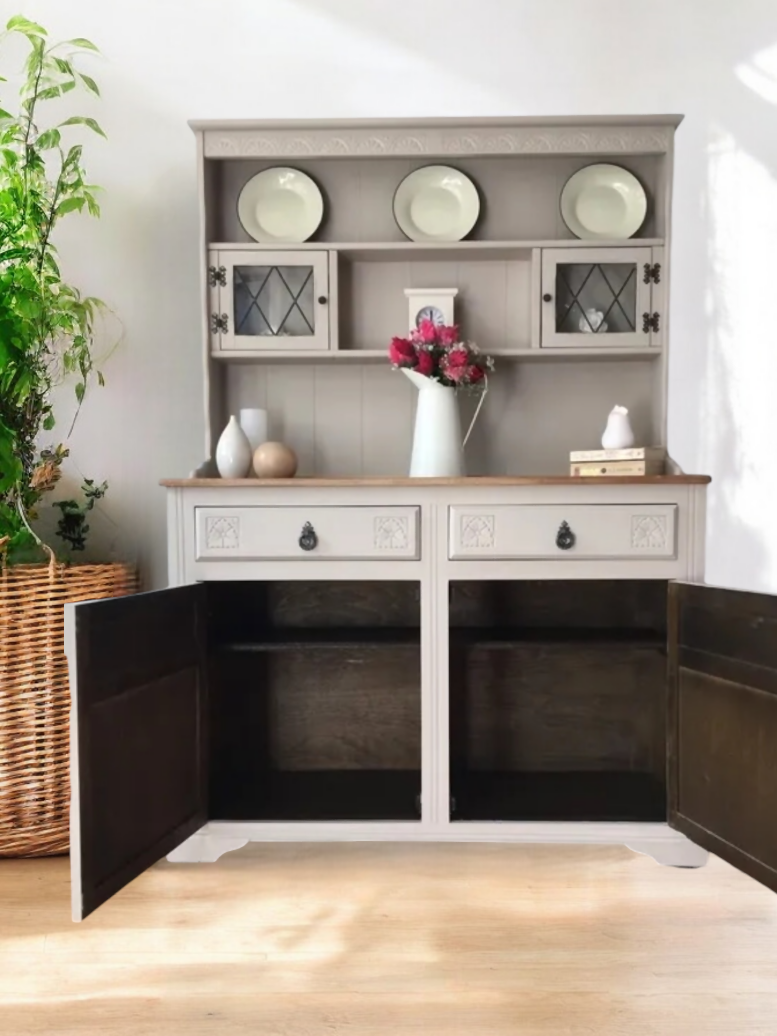 Welsh dresser in taupe Upcite Welsh dresser in taupe Upcite