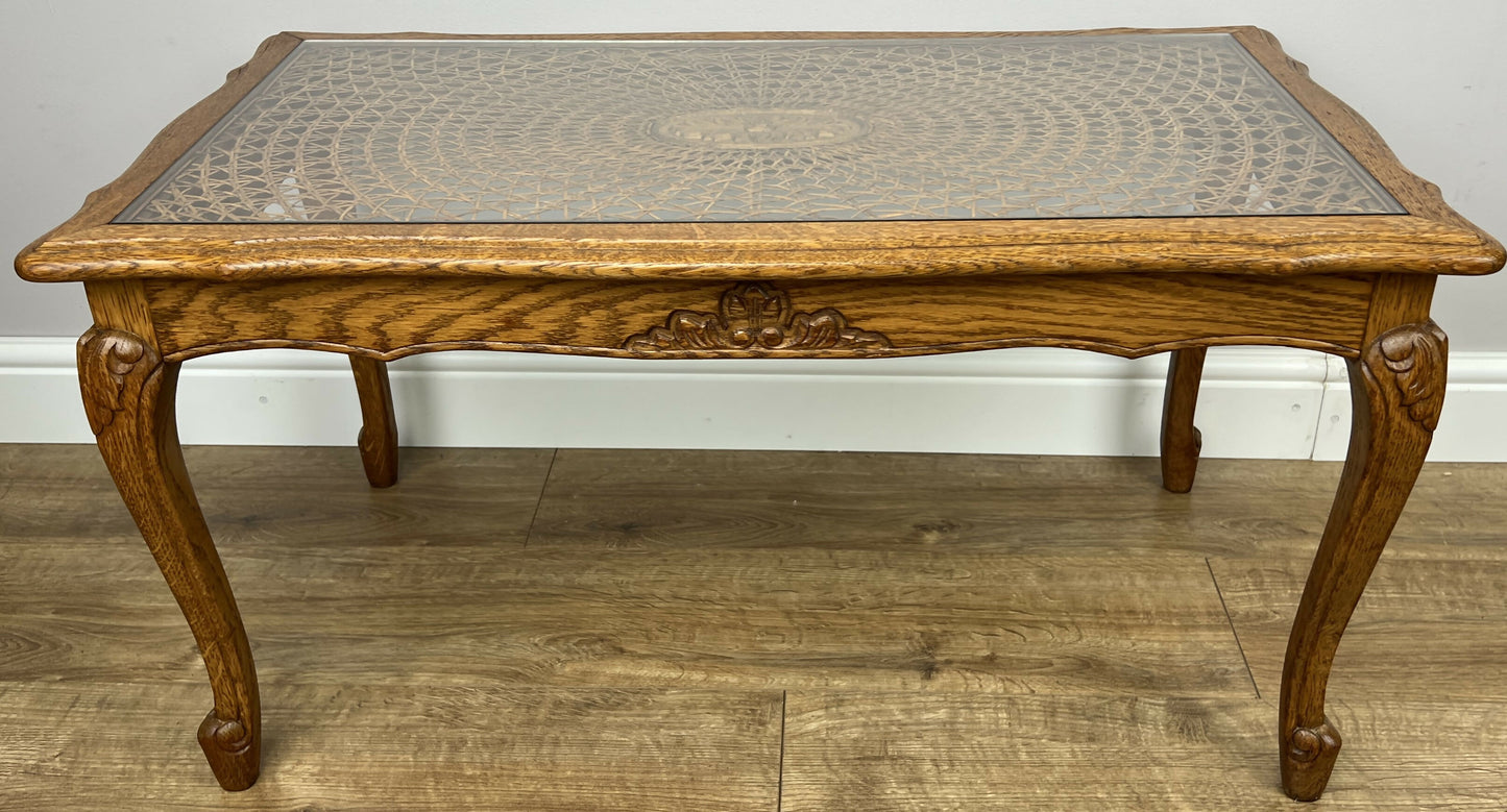 Coffee Table Vintage French Style Oak Carved Glass Top Side Table LOT 6310