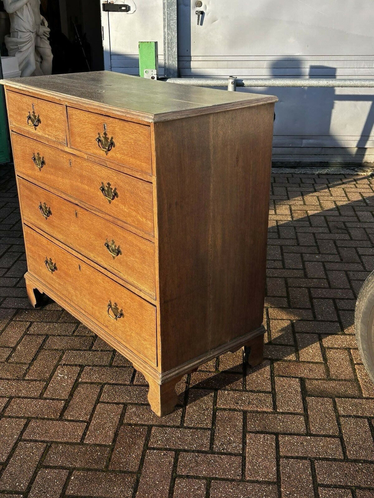 Vintage Georgian Light Oak Chest Of Drawers.