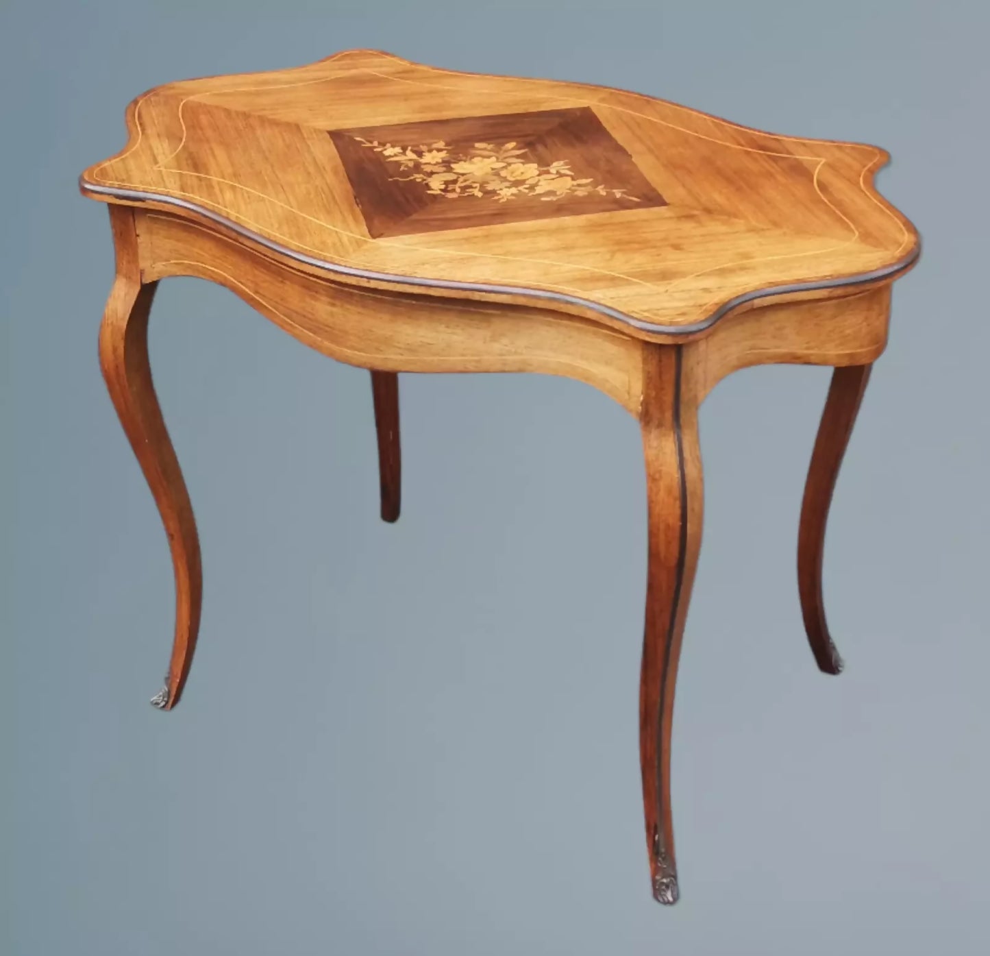 19th Century Victorian Rosewood and Marquetry Centre Table
