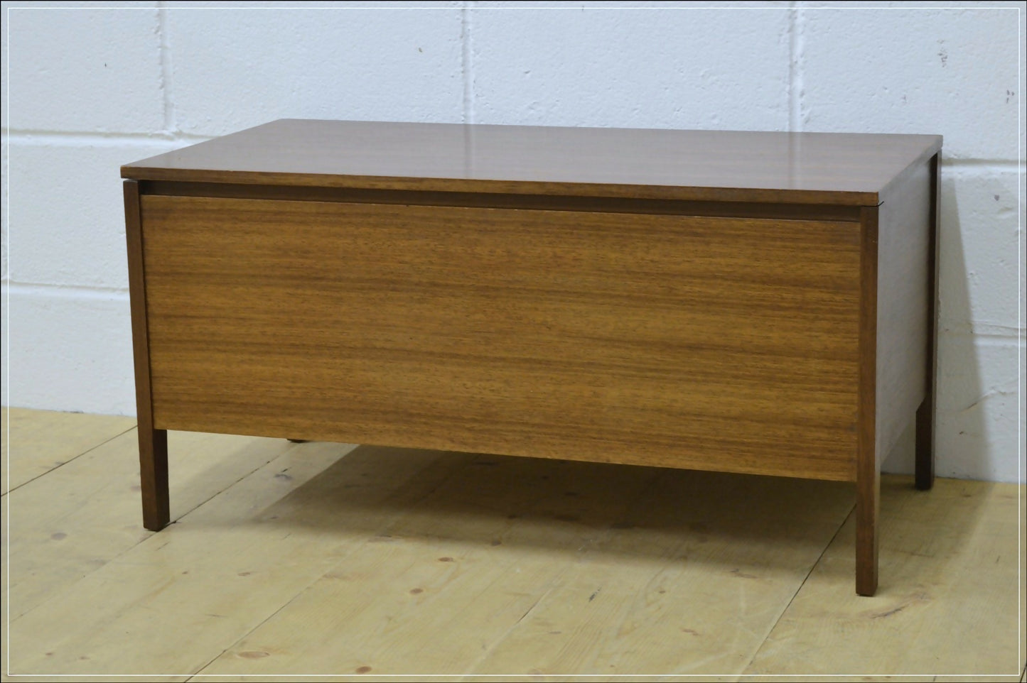 vintage blanket box Meredew coffee table teak tv stand danish design DEKIVERY