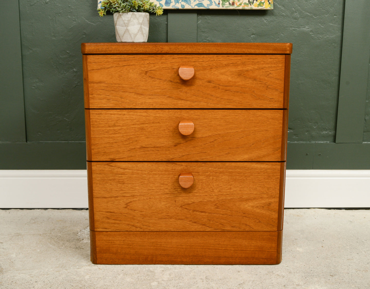 Small Stag Cantata Chest of Drawers / Bedside Drawers - Mid Century