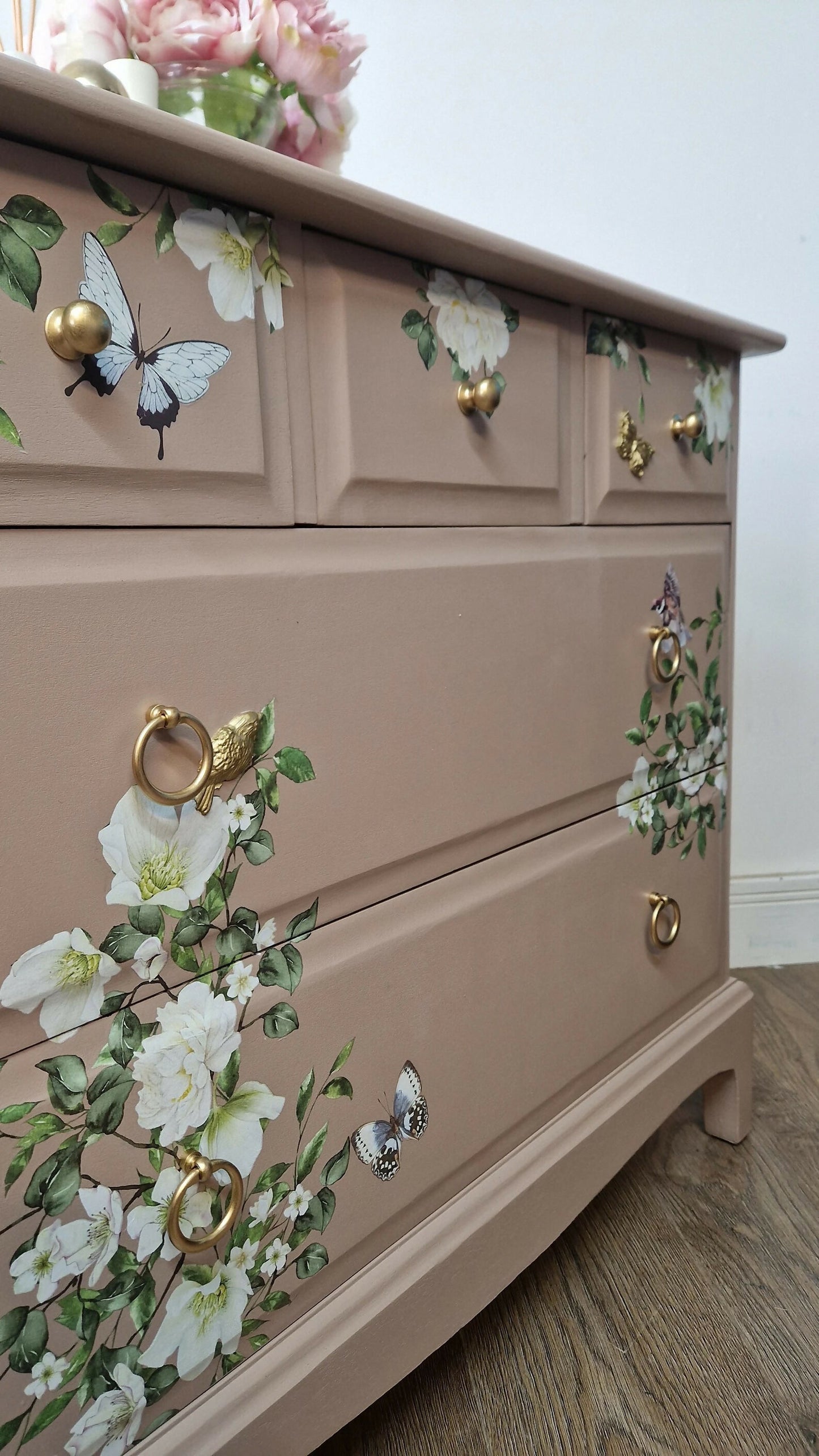 Stag pink chest of drawers
