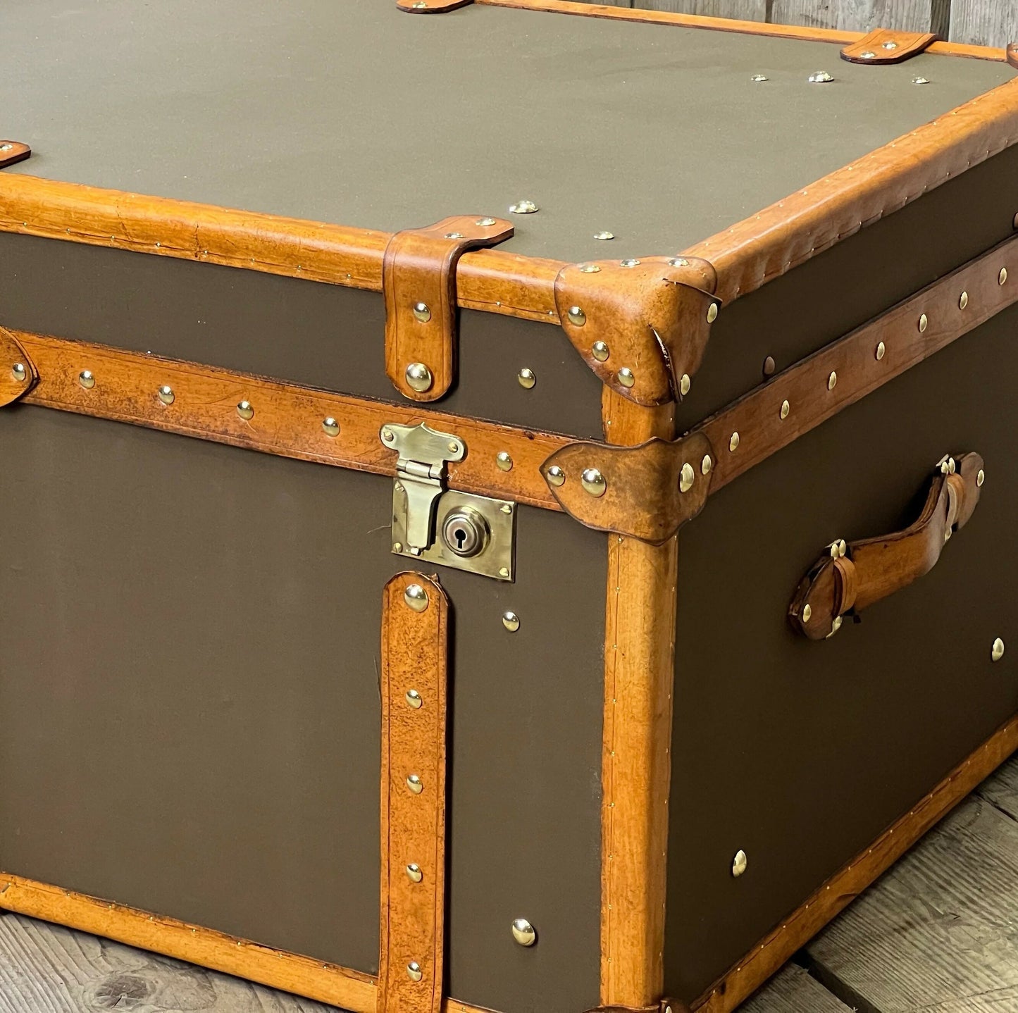 Olive storage box - custom handmade - luxury bespoke trunk - English handmade