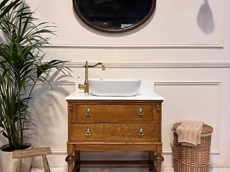 W79.3mm Oak Vintage Bathroom Vanity Unit With Sink