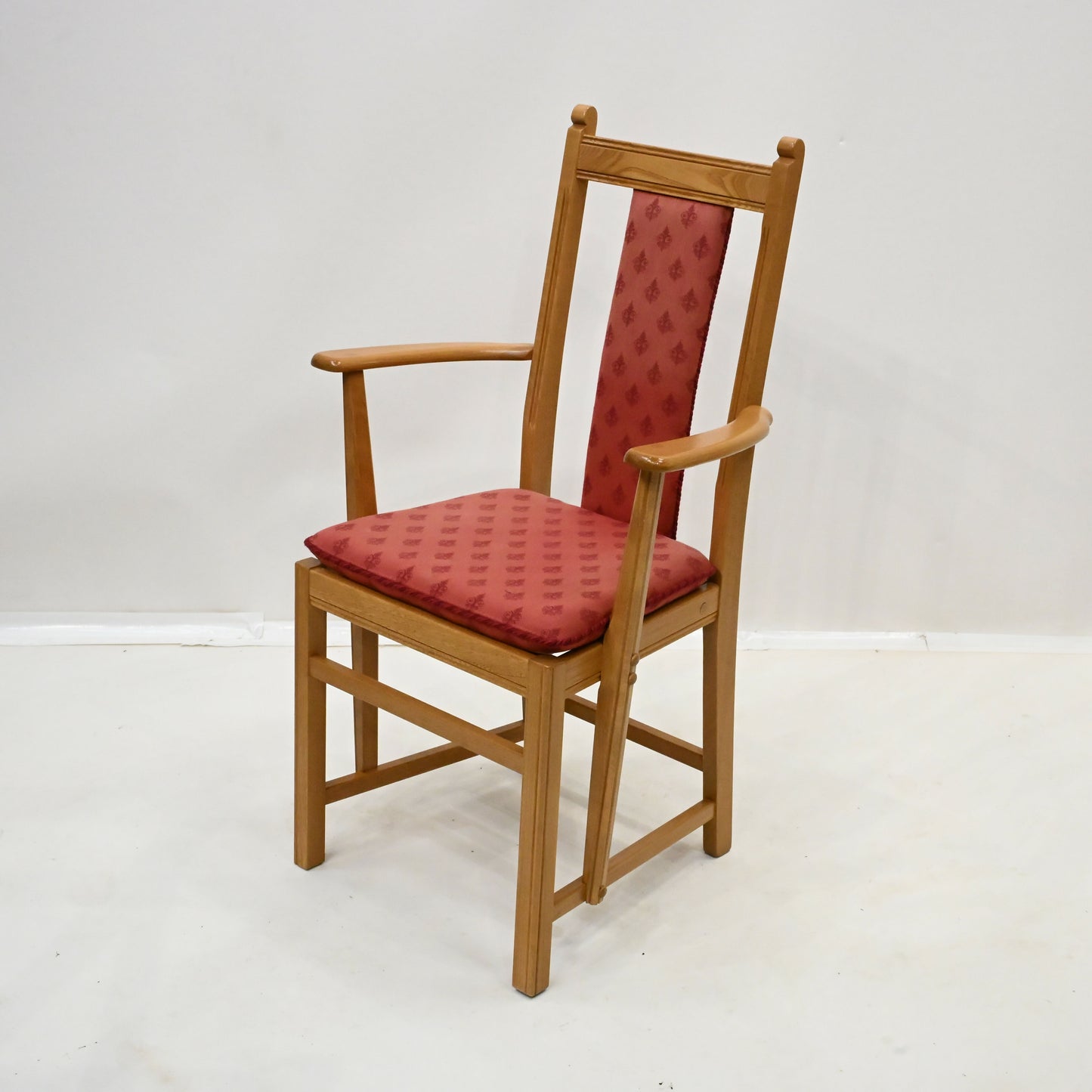 6 Ercol Hampton Dining Chairs Including 2 Carvers Golden Dawn FREE UK* Delivery. SBR10100/1902E