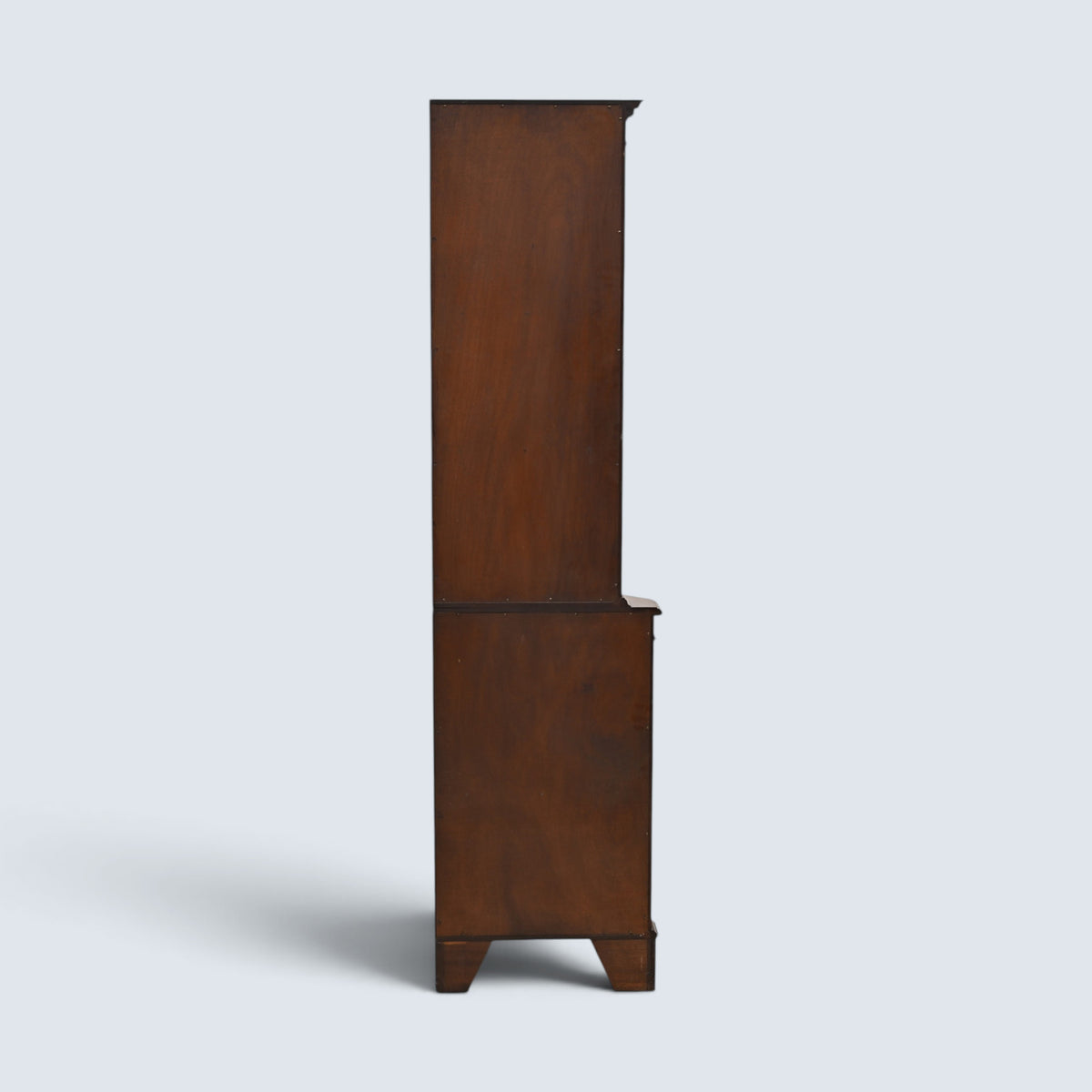 Bevan Funnell Reprodux Corner Cabinet With Working Key FREE UK Delivery*