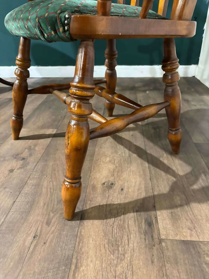 Victorian Style Farmhouse Chairv