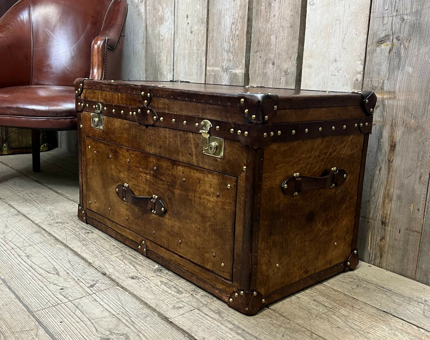 English Handcrafted Luxury Leather Trunk